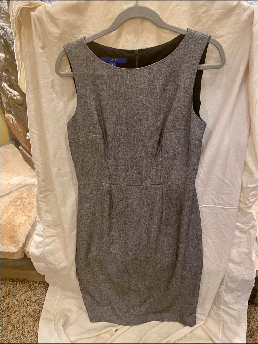 Apt. 9 grey sleeveless sheath dress